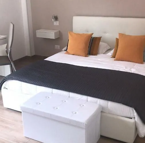 Guest house Juna's 4*